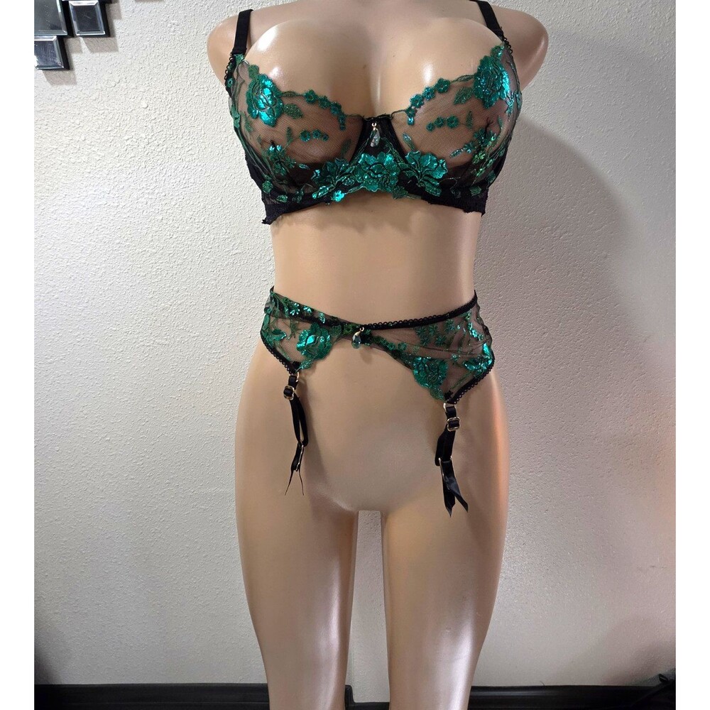 Honey Birdette The Black Collection Black/Green Floral Lace Balconette Set 34c